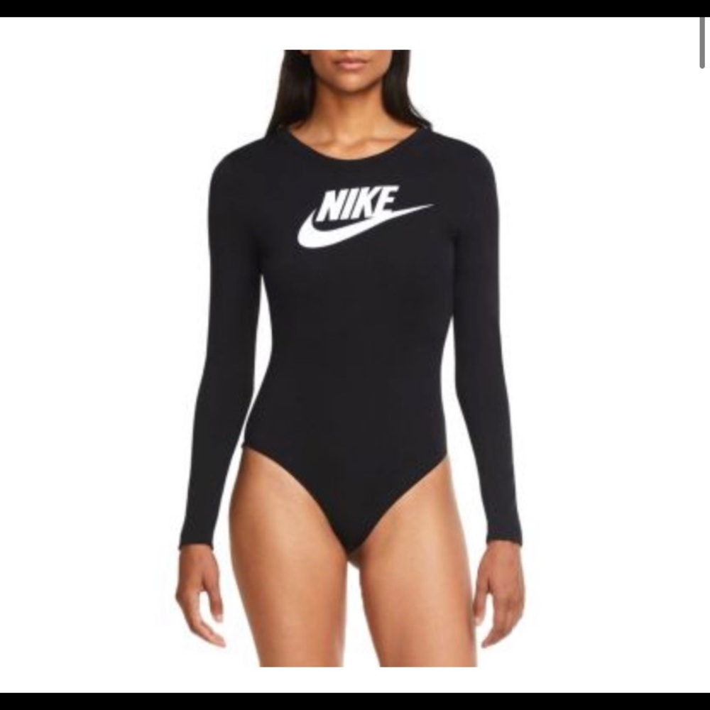 COPY - NIKE BLACK LONG SLEEVE BODYSUIT